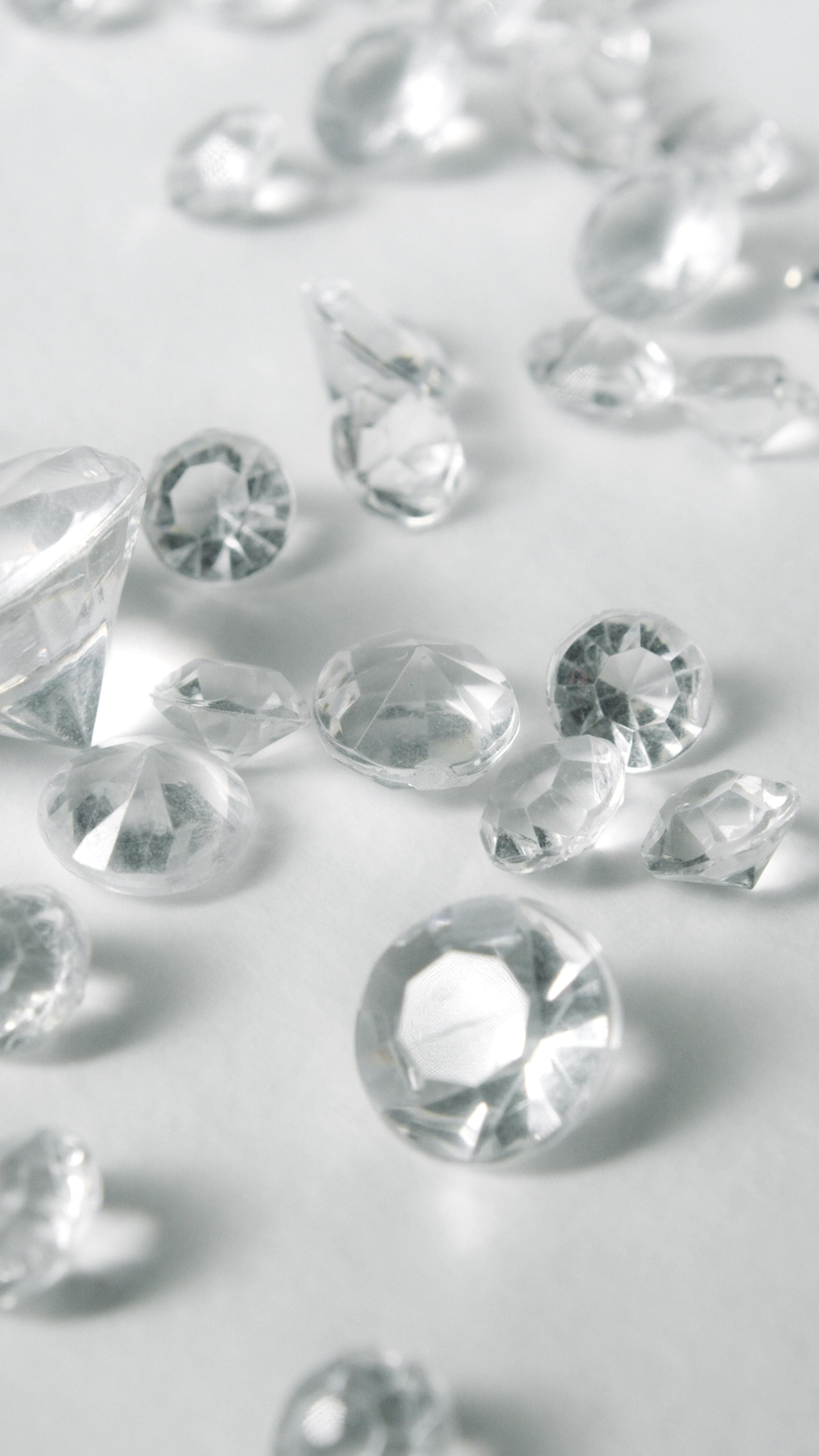 Evaluating diamond clarity